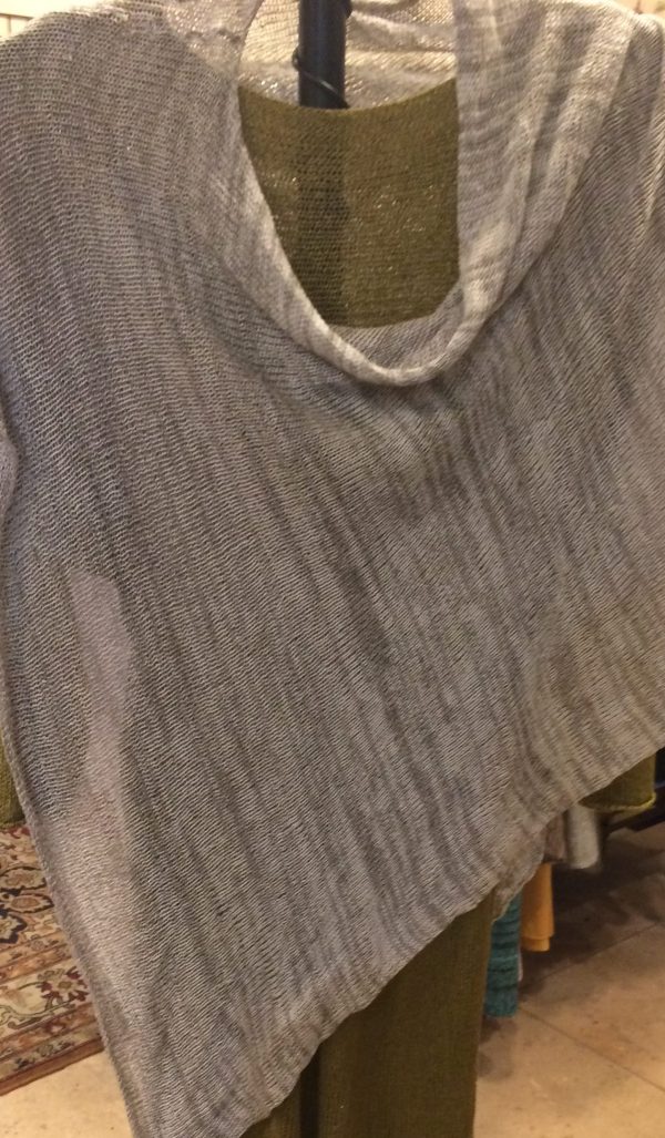 Poncho Rayon Sheen Variegated