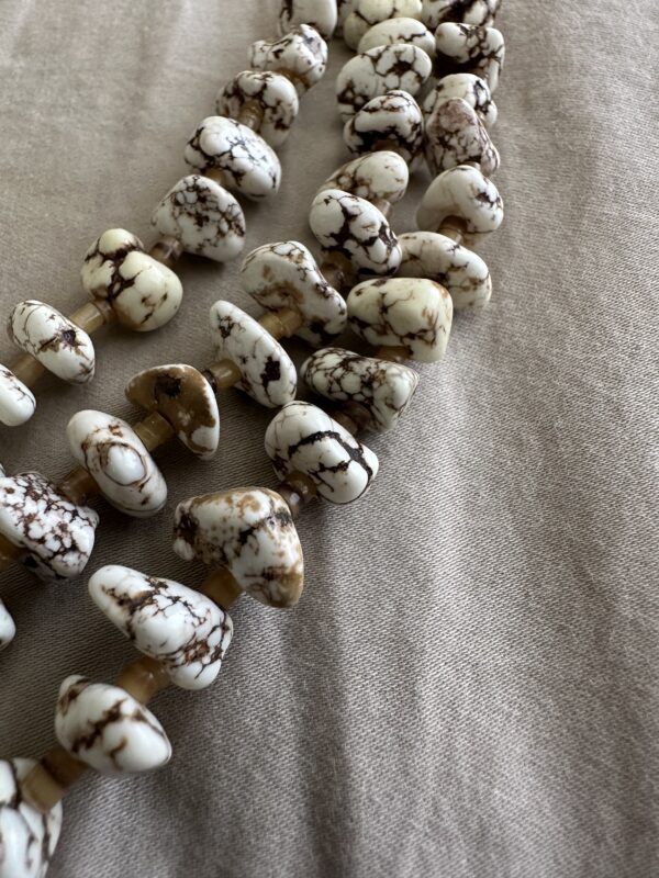 Necklace Three Strand Buffalo Turquoise With Joclas - Image 2