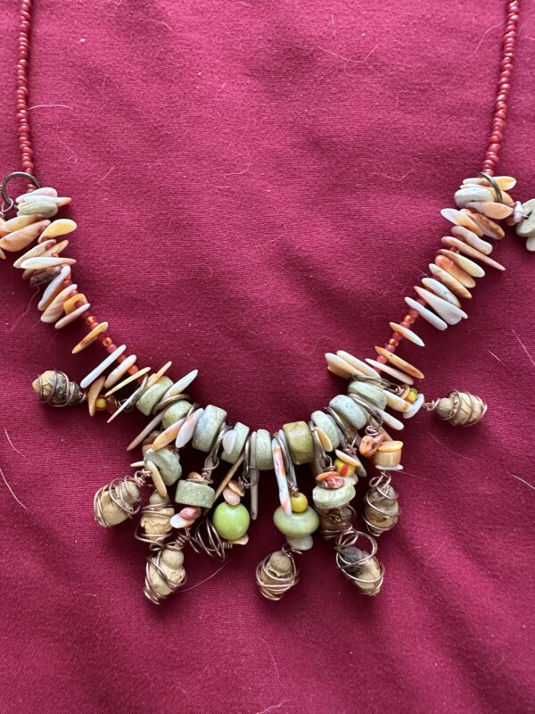 Necklace Shells & Rosebuds - Image 2