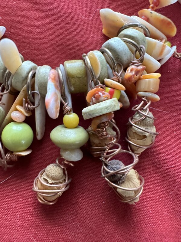 Necklace Shells & Rosebuds - Image 3