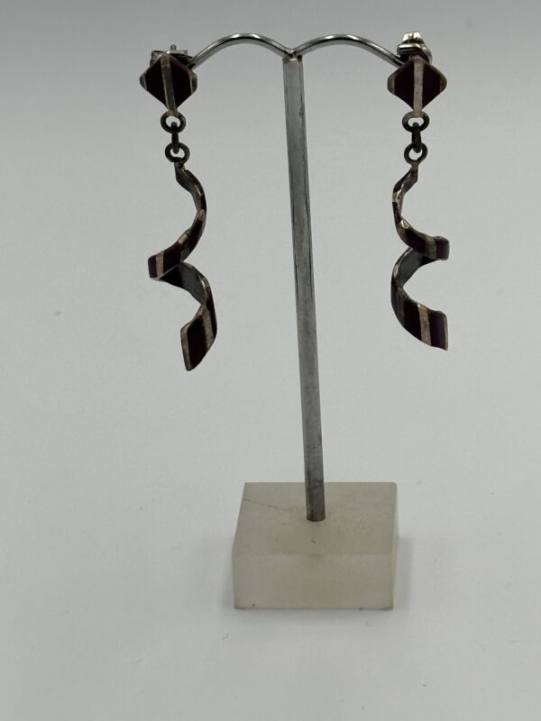 Earrings Sugilite Twirl